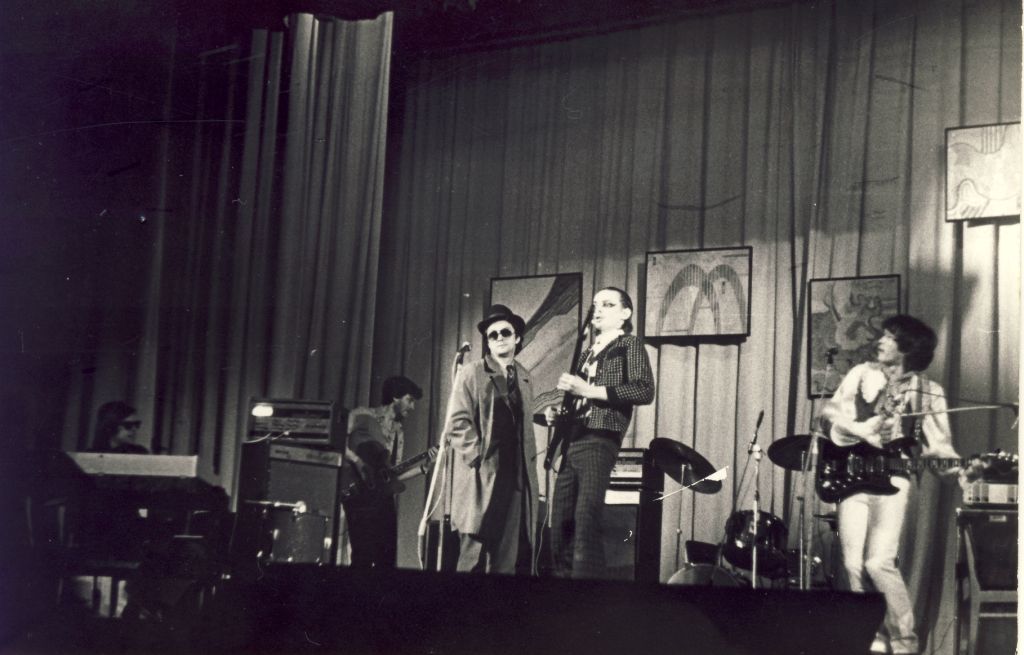 Первый электрический концерт